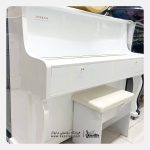 پیانو دیجیتال یاماها P-125 با میز طرح آکوستیک سفید - تصویر 2